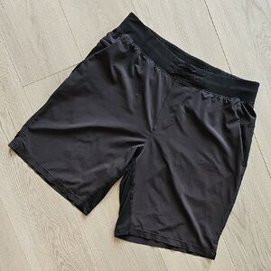 Lululemon T.H.E. Short *Linerless 9" Updated, *Flaw - Read* Size Large